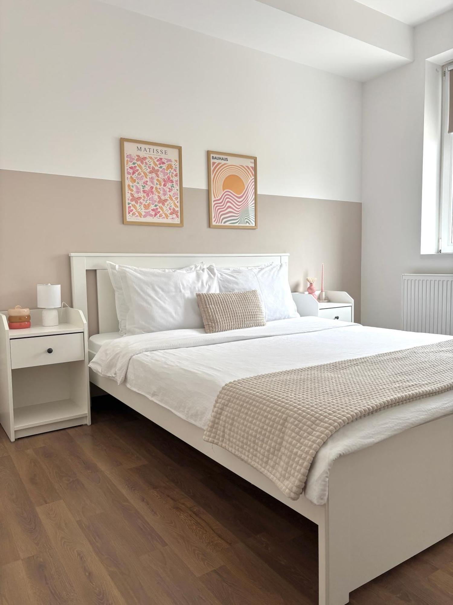 Wanderlust Home Cream, Rasnov Apt For 4, Wifi And Free Parking Exterior foto